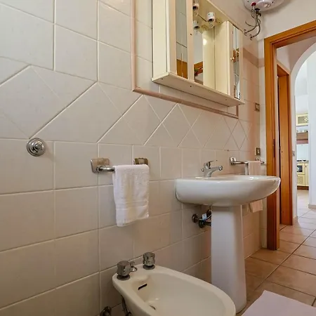 Casa Laura 1 A 20 Mt Dalla Di Holiday home