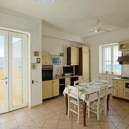 Casa Laura 1 A 20 Mt Dalla Di Holiday home